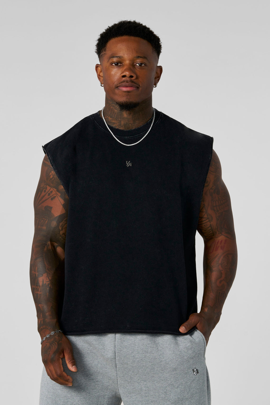 3035 - Elevated Essentials - Cut Offs